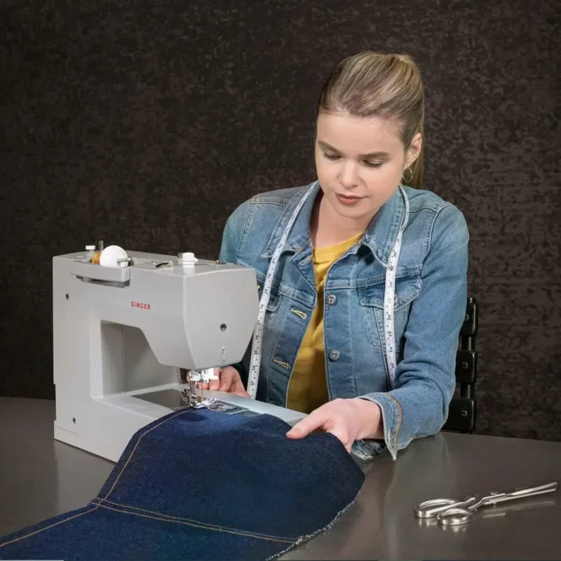 Heavy Duty Computerized Sewing Machine